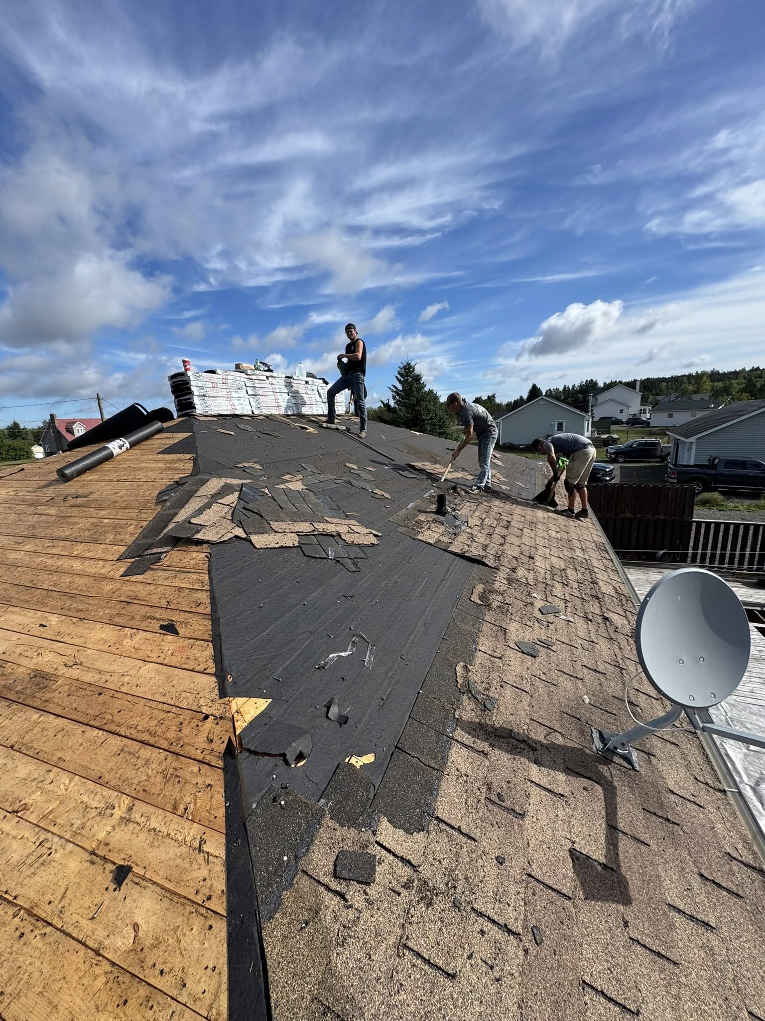 Roofing crew at work — Geldart's Contracting